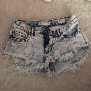 Bullhead shorts with American flag design!